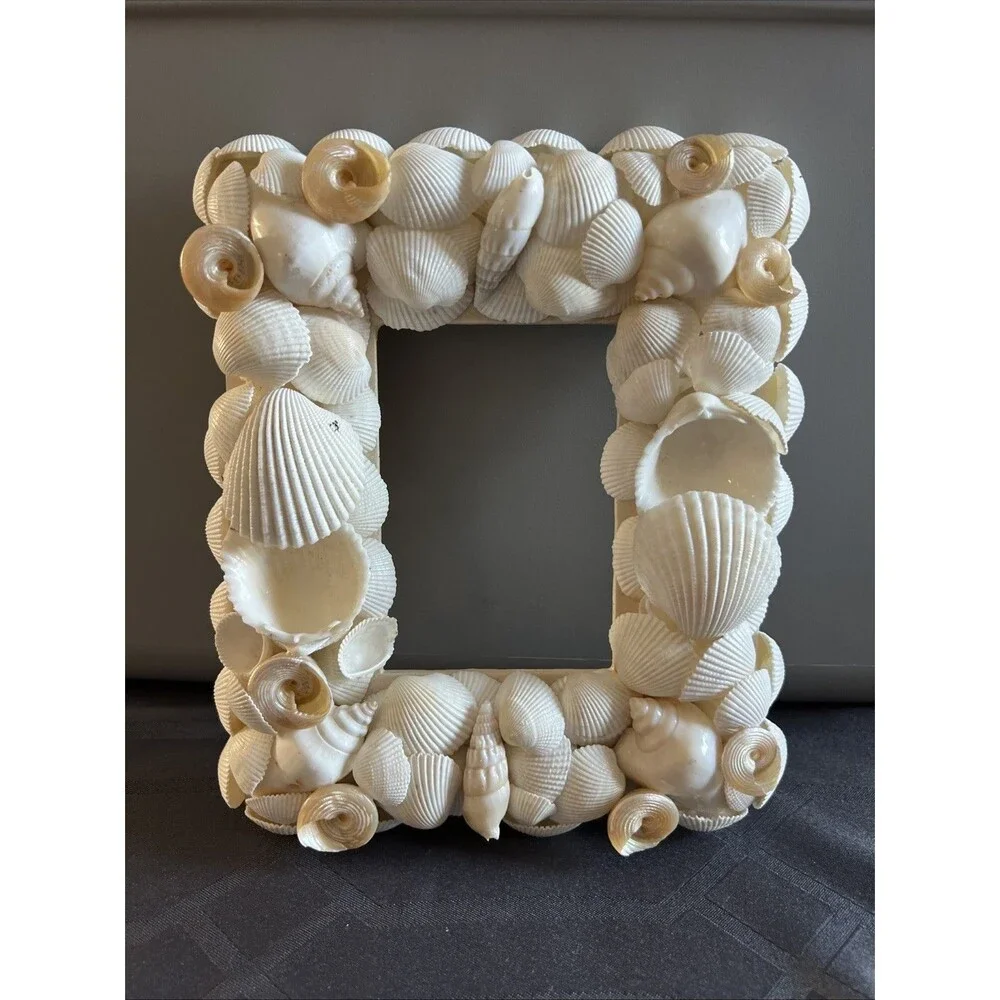 Beachcomber Sea Shell Wreath & Picture Frame Set
